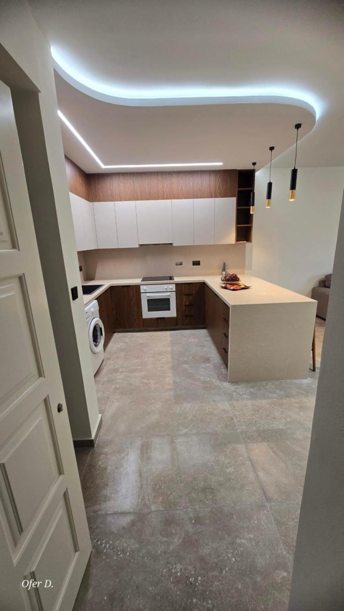 Dahan Sirena Lighthouse Luxury Apartment Пафос Екстериор снимка