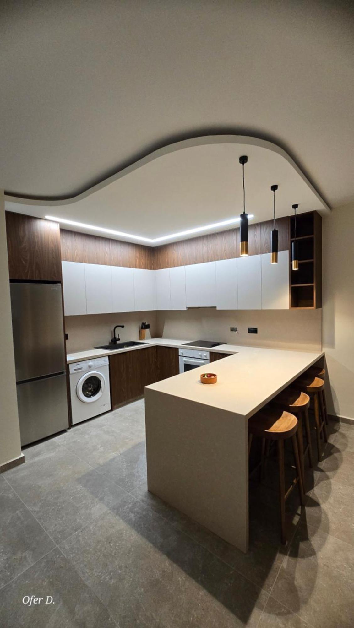 Dahan Sirena Lighthouse Luxury Apartment Пафос Екстериор снимка
