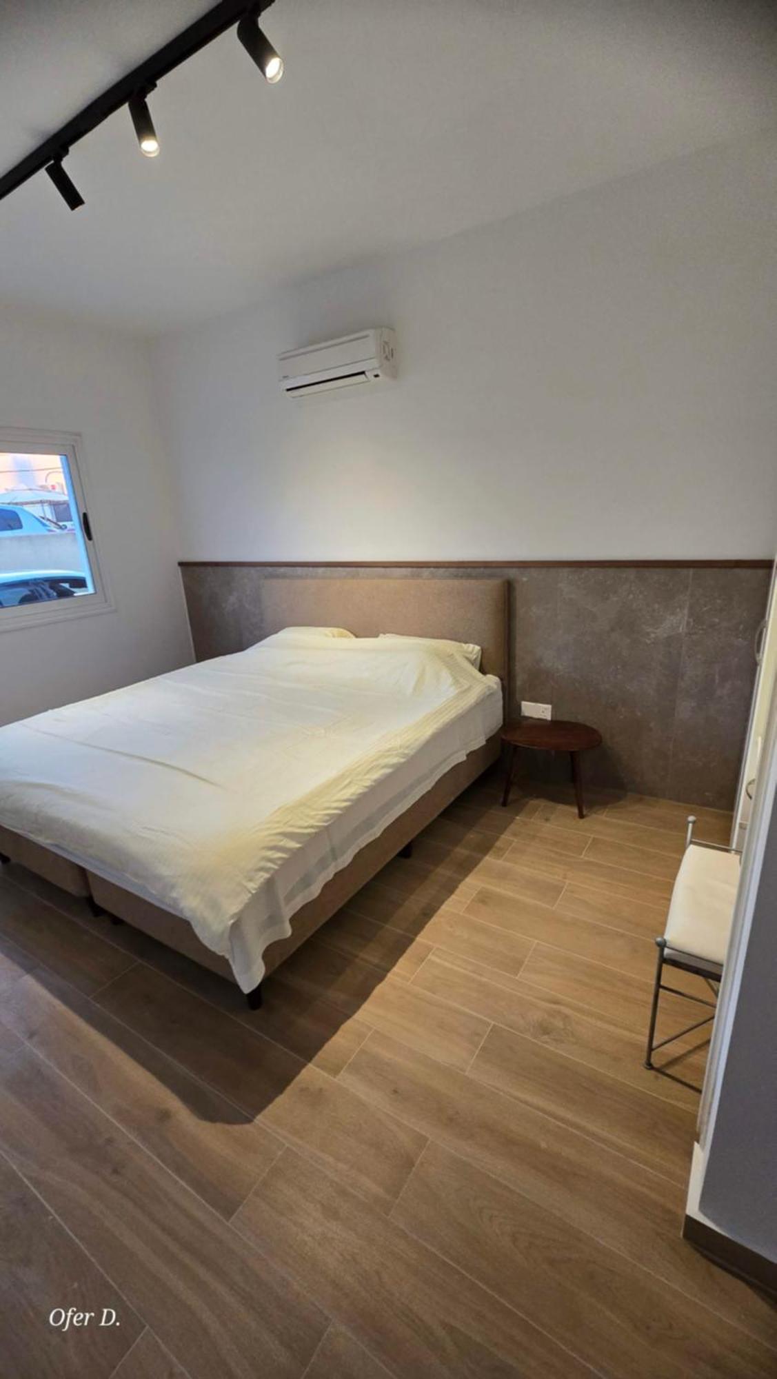 Dahan Sirena Lighthouse Luxury Apartment Пафос Екстериор снимка