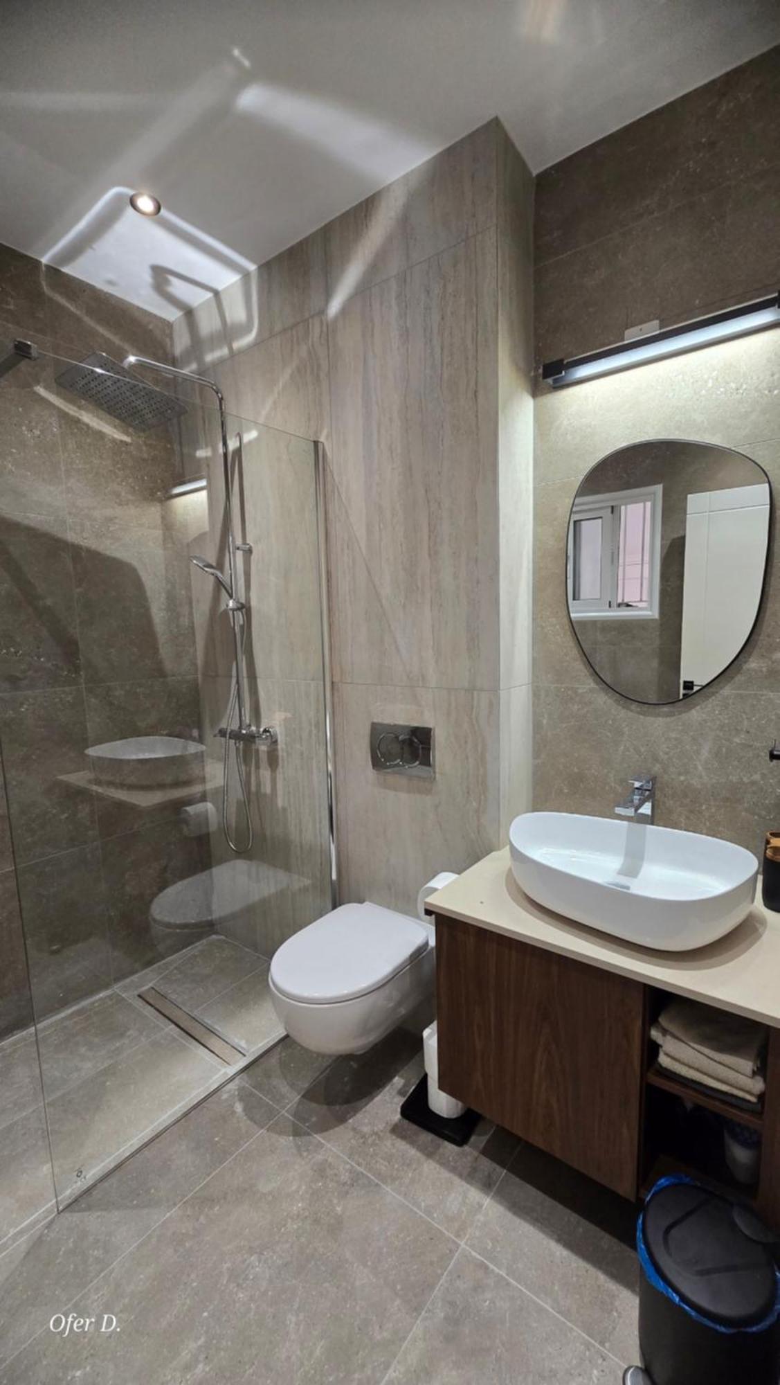 Dahan Sirena Lighthouse Luxury Apartment Пафос Екстериор снимка